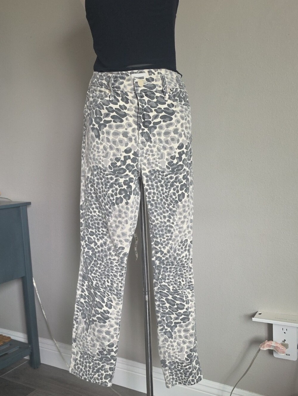 MOTHER Leopard-Print Straight-Leg Jeans in Grey & White